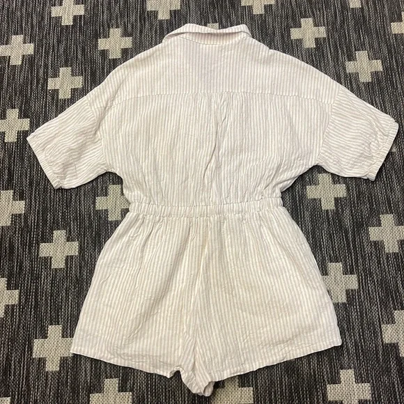 Allie Rose Medium Shorts Romper Tan & White Pinstripe - Picture 3 of 4